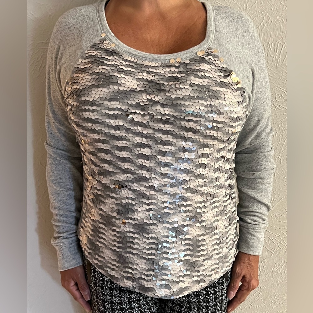 Express Sequin sweatshirt size M